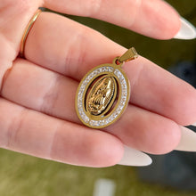 Load image into Gallery viewer, Oval Virgencita pendant