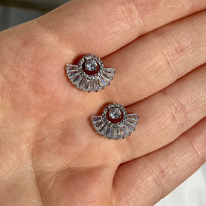 Fan Out Studs