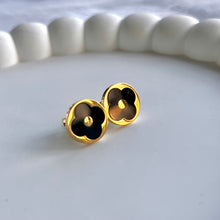 Load image into Gallery viewer, Clover Studs