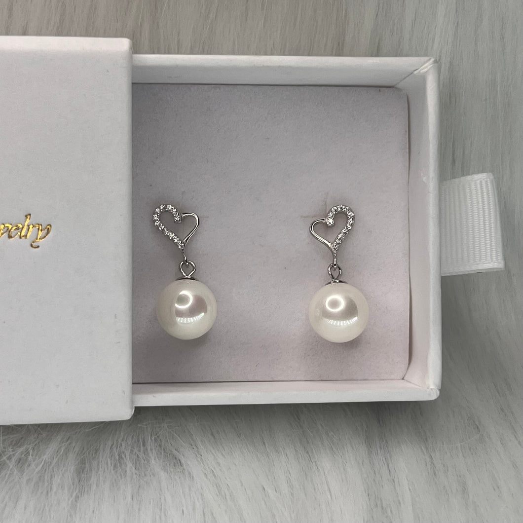 Dangling Pearl Heart Studs .925