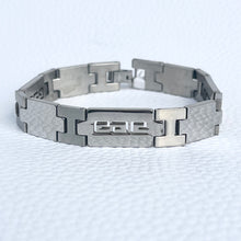 Load image into Gallery viewer, Zag Link Bracelet