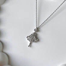 Load image into Gallery viewer, Ballerina Necklace .925