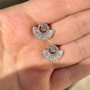 Fan Out Studs