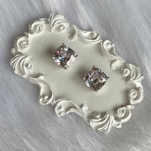 Load image into Gallery viewer, 10mm CZ Studs