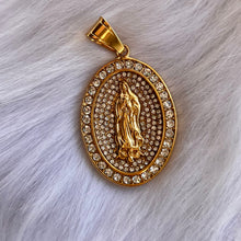 Load image into Gallery viewer, Virgin Mary CZ oval Pendant