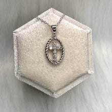 Load image into Gallery viewer, Cross Necklace .925