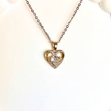 Load image into Gallery viewer, Golden Heart Necklace