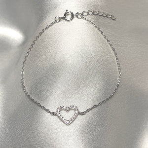 Hollow Heart Bracelet .925