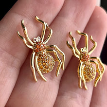Load image into Gallery viewer, Spider Studs
