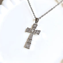 Load image into Gallery viewer, Lovely Cross Necklace