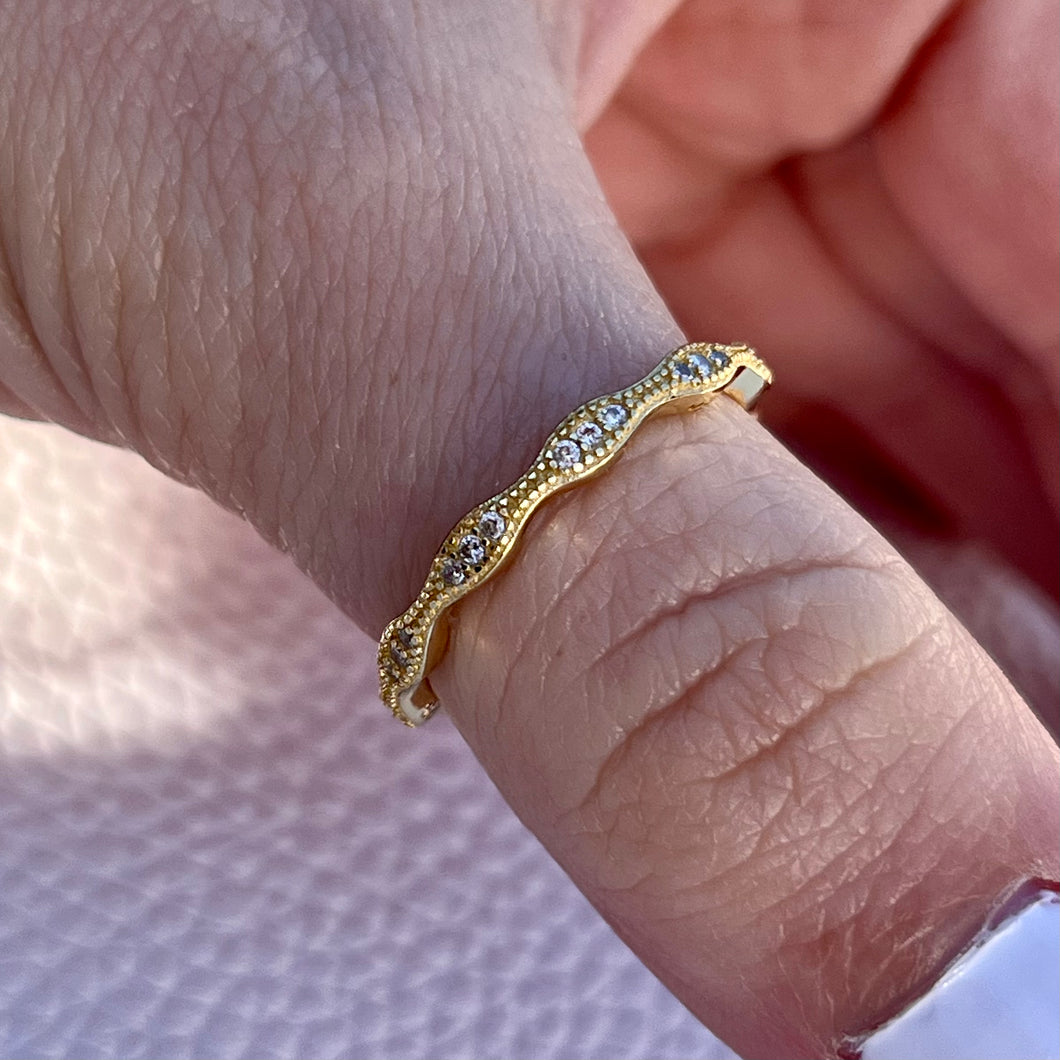 Golden Eternity Band