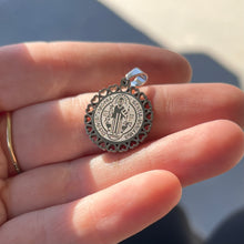 Load image into Gallery viewer, Heart Edge San Benito Pendant