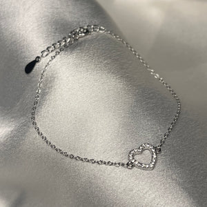 Dainty Dazzling Heart Bracelet .925