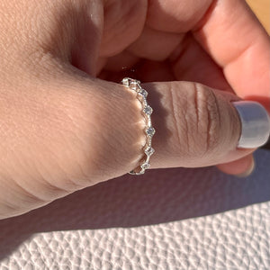 Dainty Bead Band Ring .925