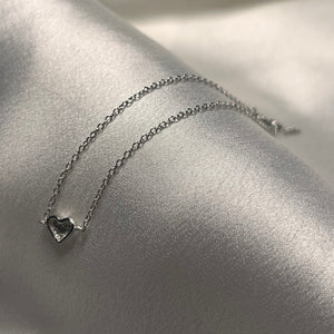 Dainty Single Heart Bracelet .925