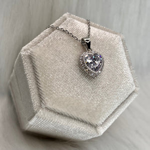 Dazzling Heart Necklace .925