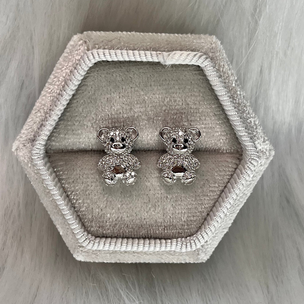 Teddy Bear Studs .925