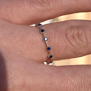 Dainty Bead Band Ring .925