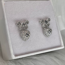 Load image into Gallery viewer, Bow Heart Studs .925