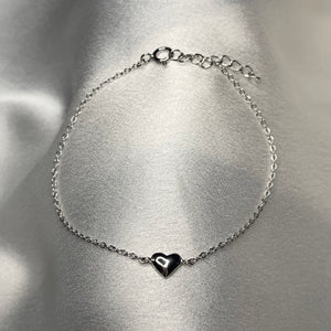 Dainty Single Heart Bracelet .925