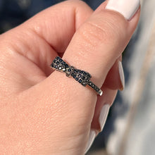 Load image into Gallery viewer, Black Bow Ring .925