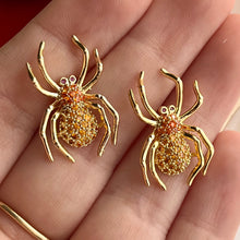 Load image into Gallery viewer, Spider Studs