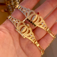 Load image into Gallery viewer, Virgin Mary Figaro Bracelet