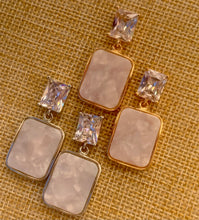 Load image into Gallery viewer, Dangling Shell Studs