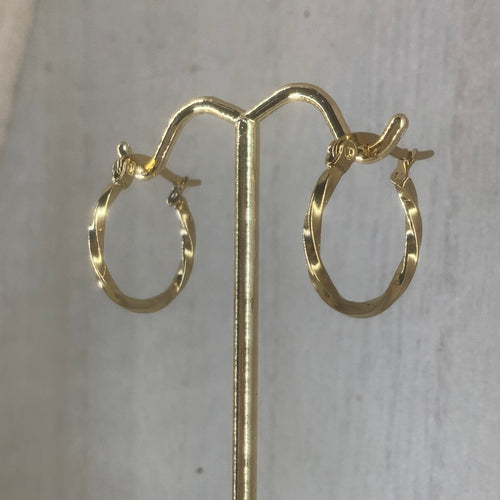 Twist Hoops