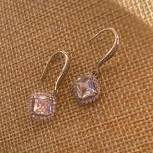 Load image into Gallery viewer, Small Dangle Earrings