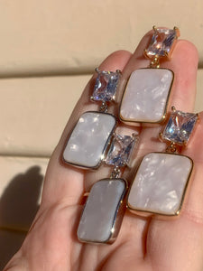 Dangling Shell Studs