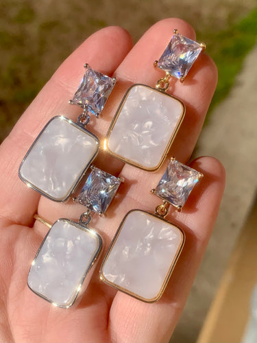Dangling Shell Studs